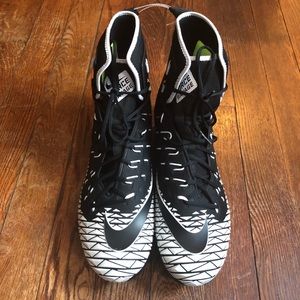 Nike Savage Force Elite TD Size 18 Football Cleats